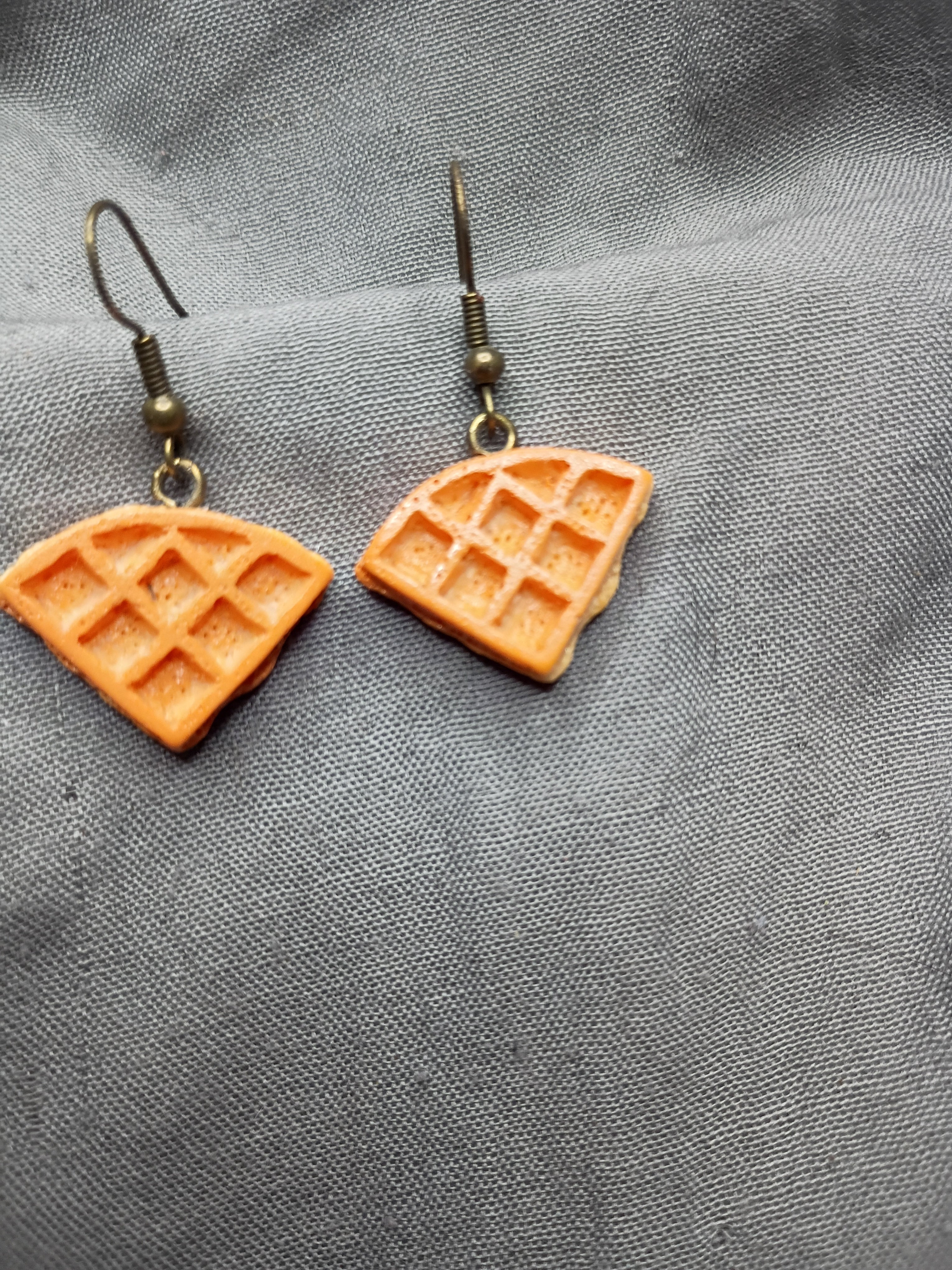 Waffle earrings